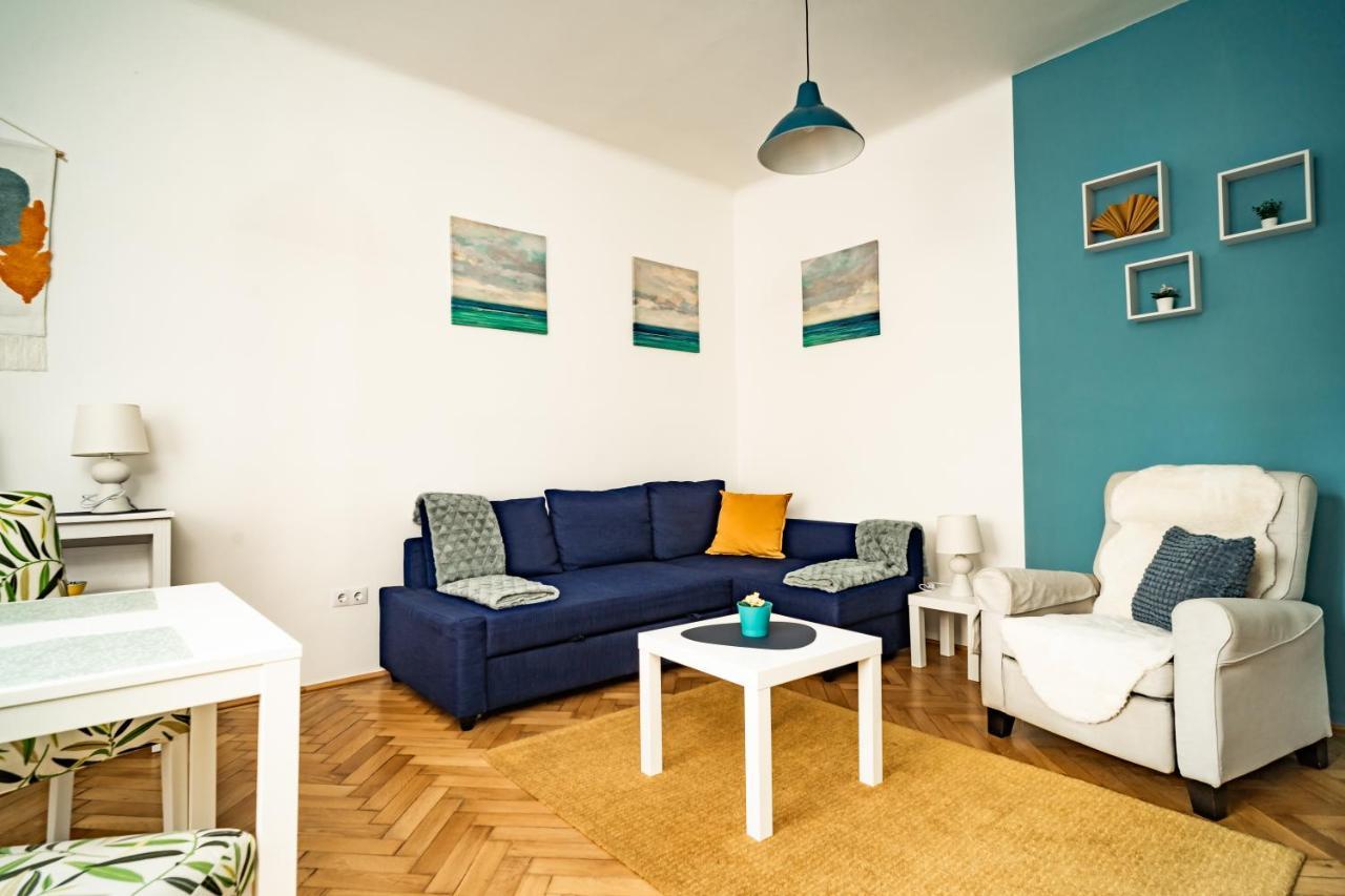 Colors Apartment Budapest Exterior photo