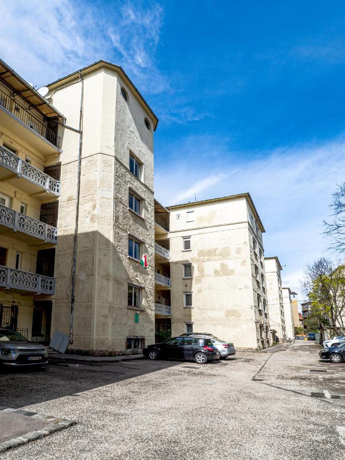 Colors Apartment Budapest Exterior photo